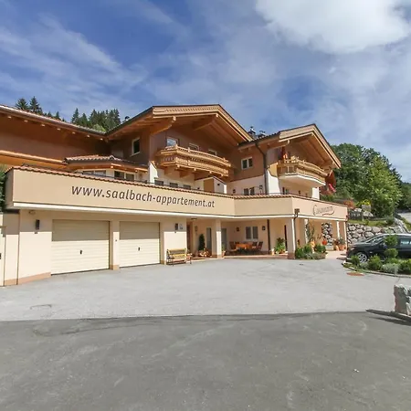 アパート Appartementhaus Casamarai