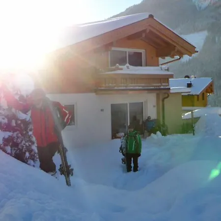 Appartementhaus Casamarai זאלבך הינטרגלם