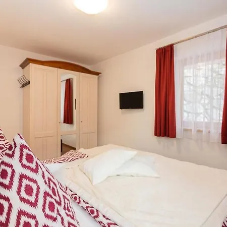 Appartementhaus Casamarai זאלבך הינטרגלם